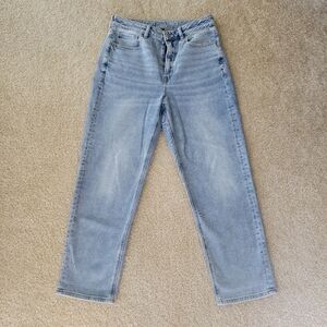American Eagle Outfitters Mom Straight Jean 8 short stretch